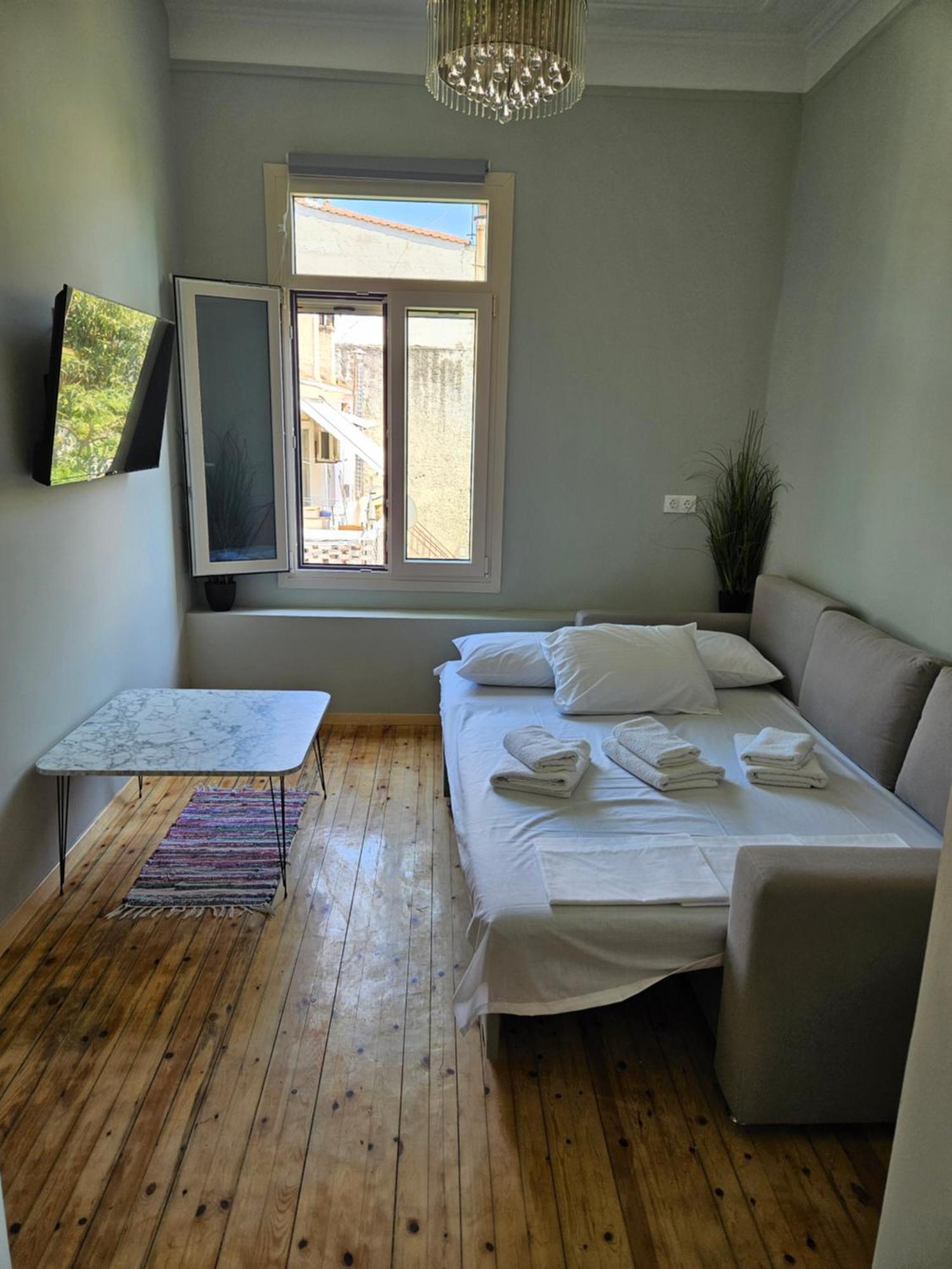 Hotel George Liménasz Kültér fotó