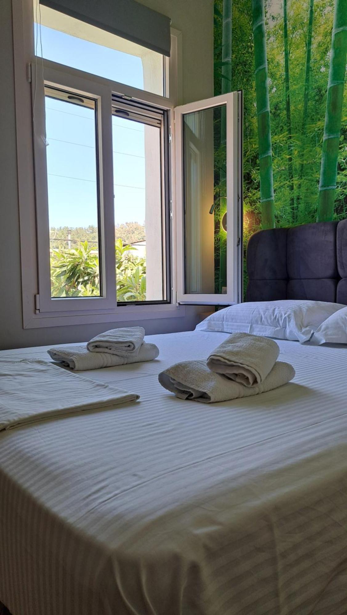 Hotel George Liménasz Kültér fotó