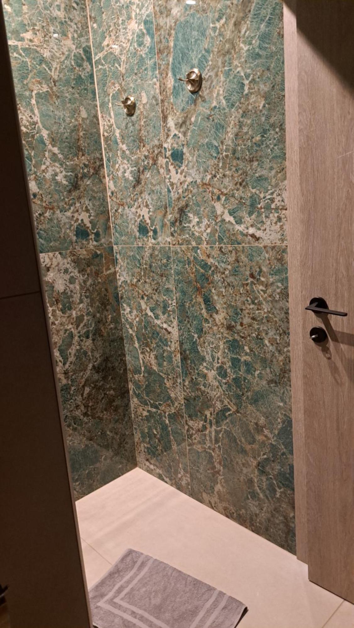 Hotel George Liménasz Kültér fotó