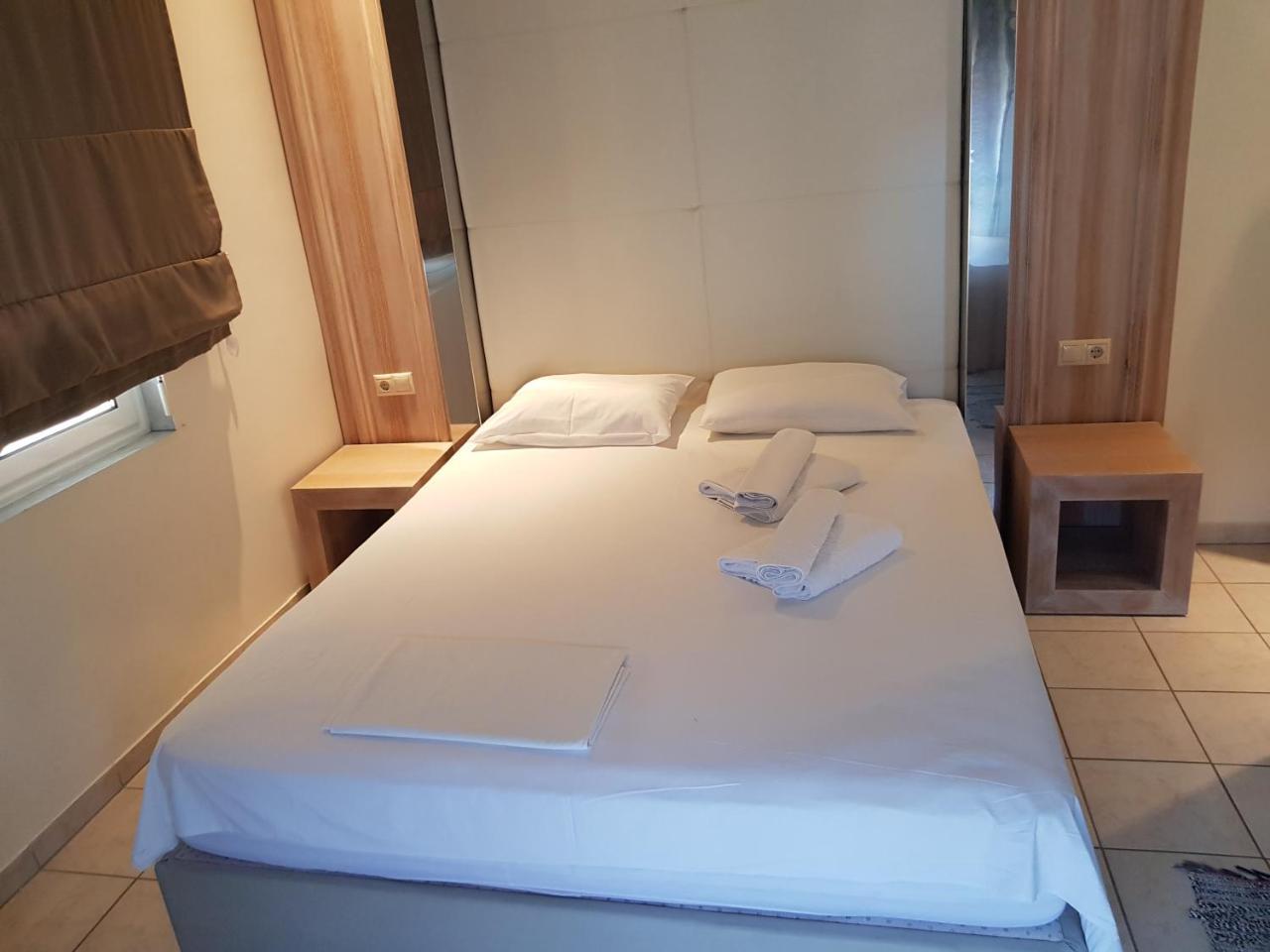 Hotel George Liménasz Kültér fotó